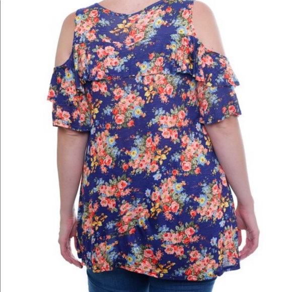 PLUS SIZE 1X-3X Open Shoulder Floral Tunic - Picture 3 of 3